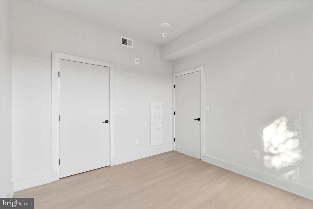 5521 Wayne Avenue - Photo 13