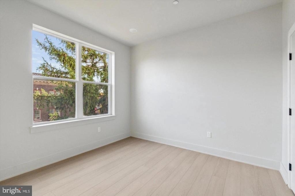 5521 Wayne Avenue - Photo 7