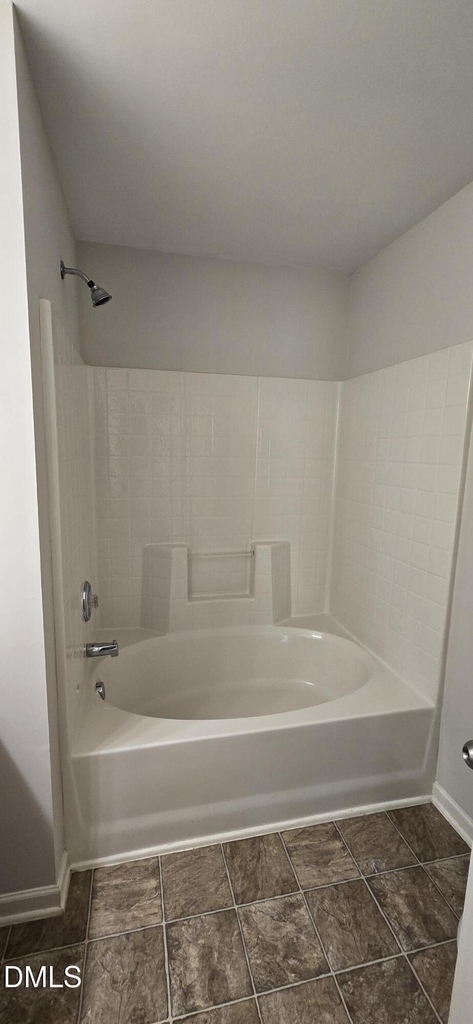 8825 Camden Park Drive - Photo 15