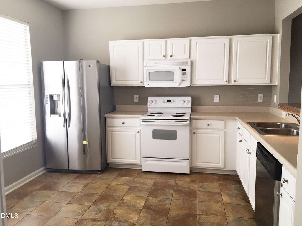 5111 Obion Court - Photo 1