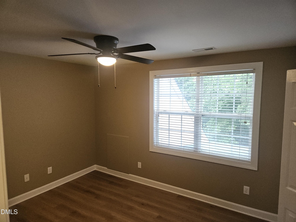 1600 Poets Glade Drive - Photo 5