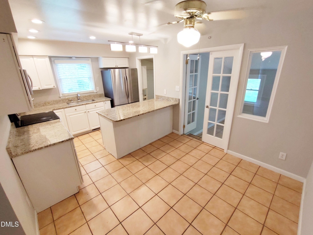 1720 Euclid Road - Photo 4