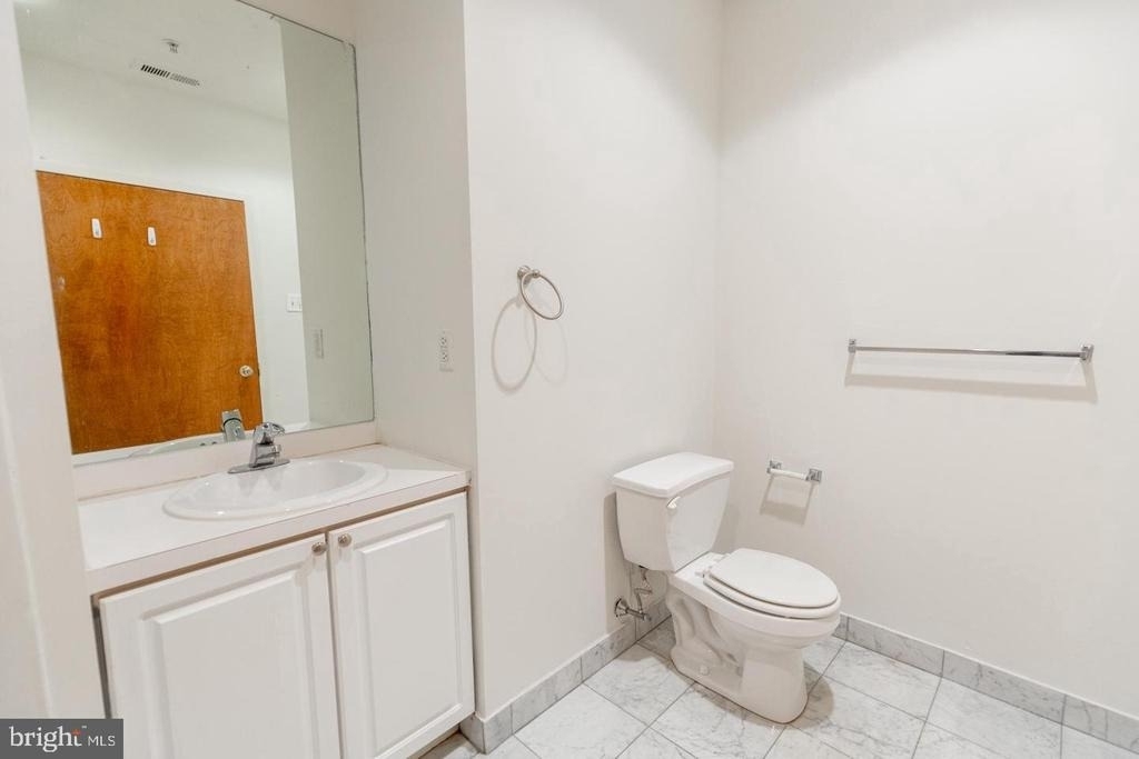 1411-1 Walnut Street - Photo 25
