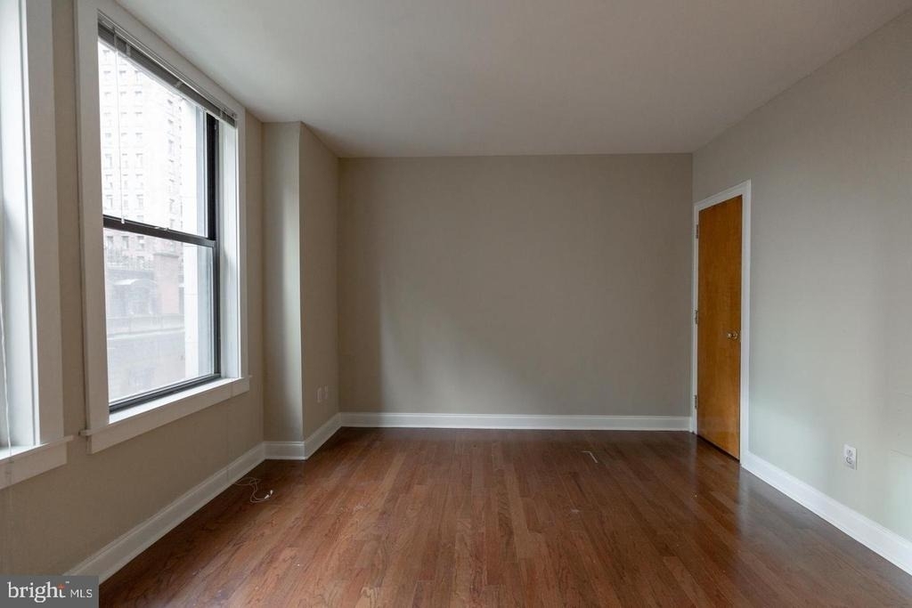1411-1 Walnut Street - Photo 19