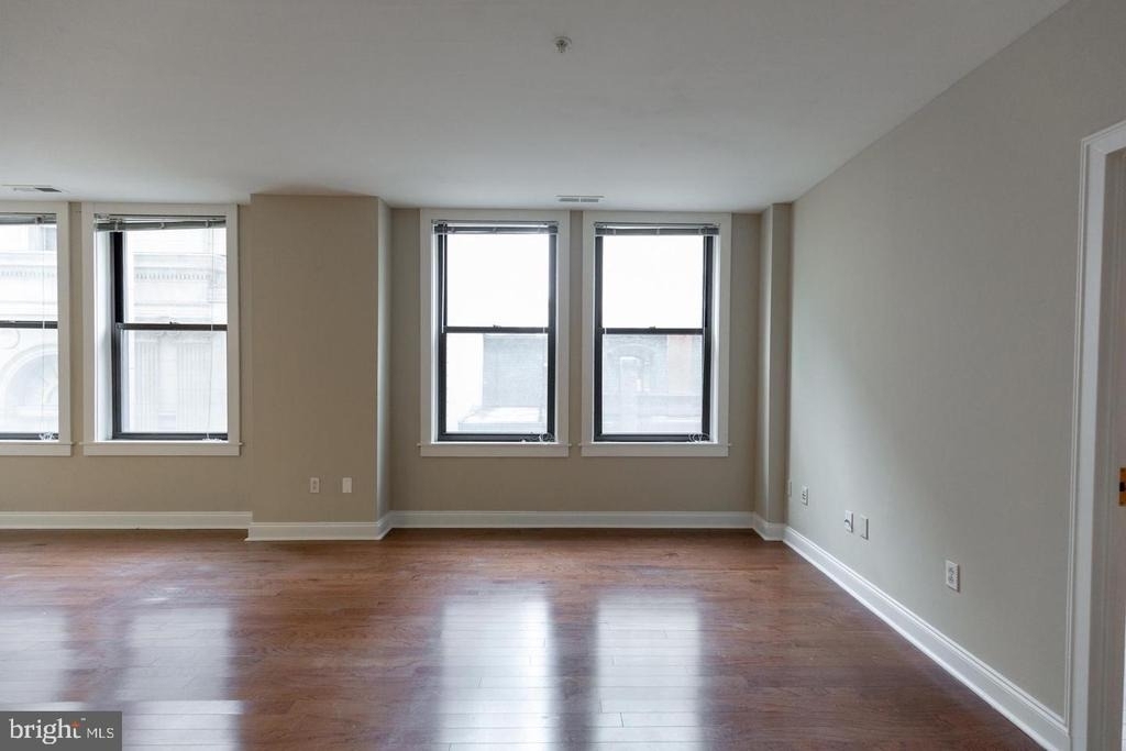 1411-1 Walnut Street - Photo 7