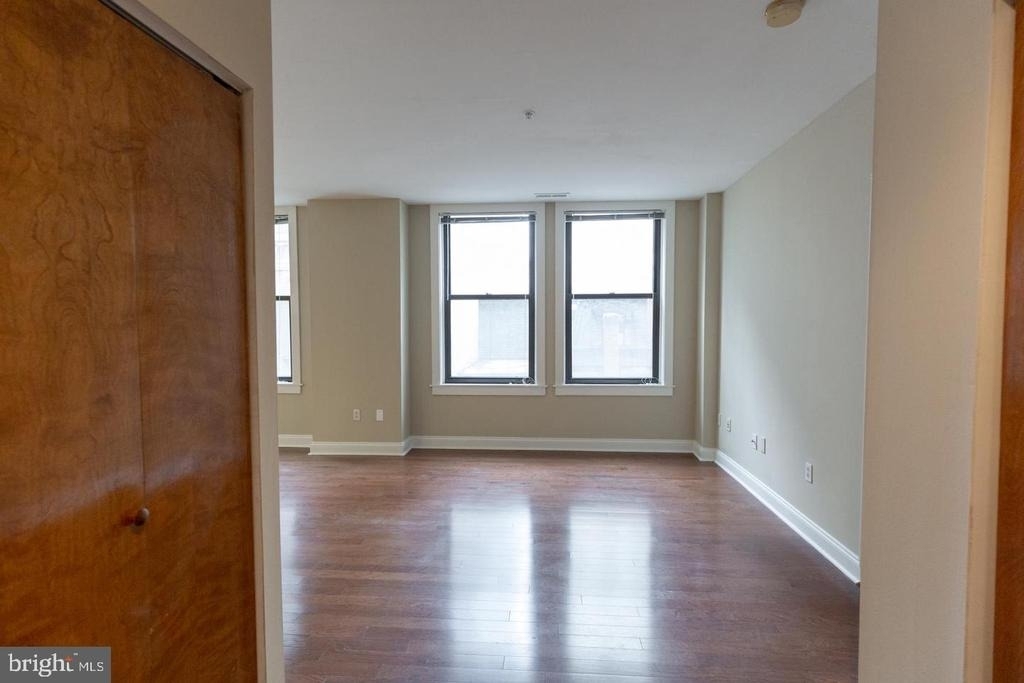 1411-1 Walnut Street - Photo 4
