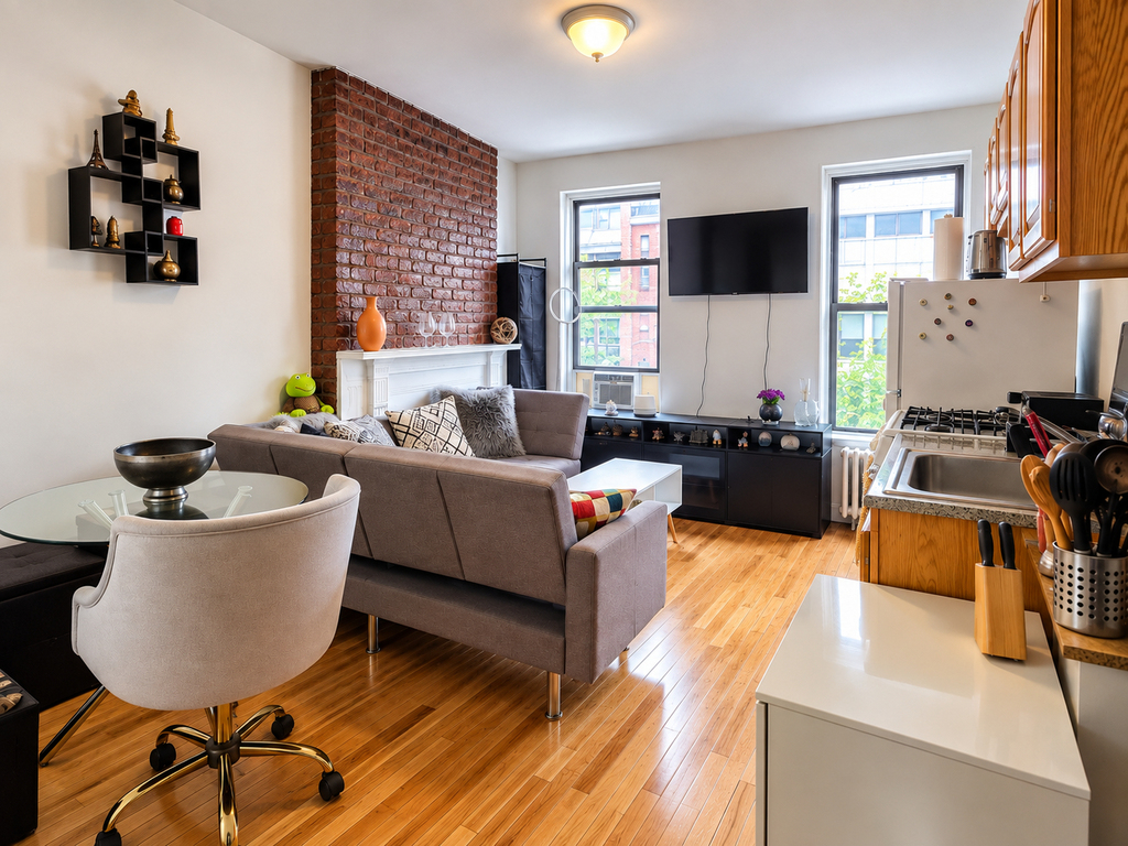 441 West 49th Street - Photo 0
