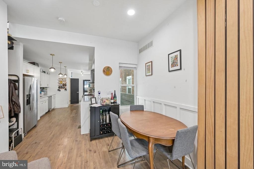 2540 W Montgomery Avenue - Photo 9