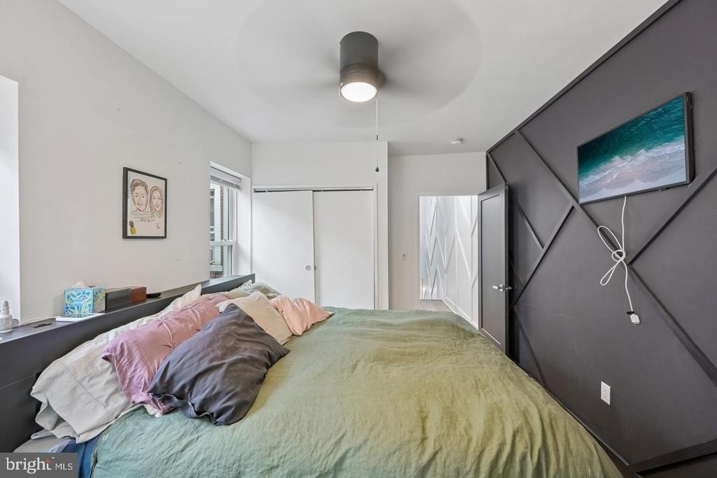 2540 W Montgomery Avenue - Photo 23