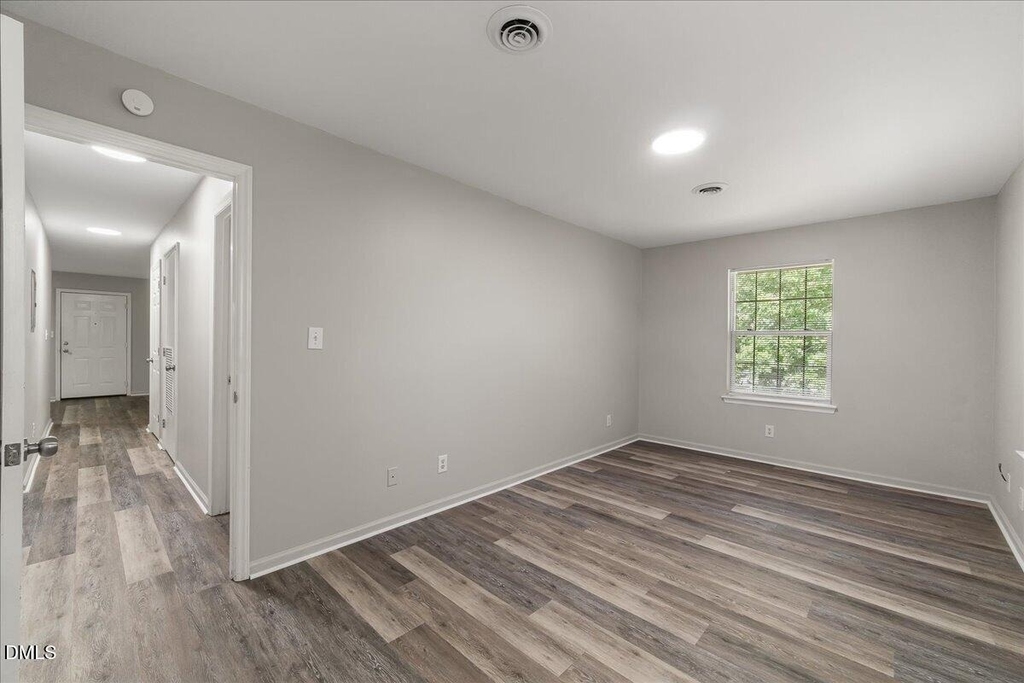 1630 Oxford Road - Photo 17