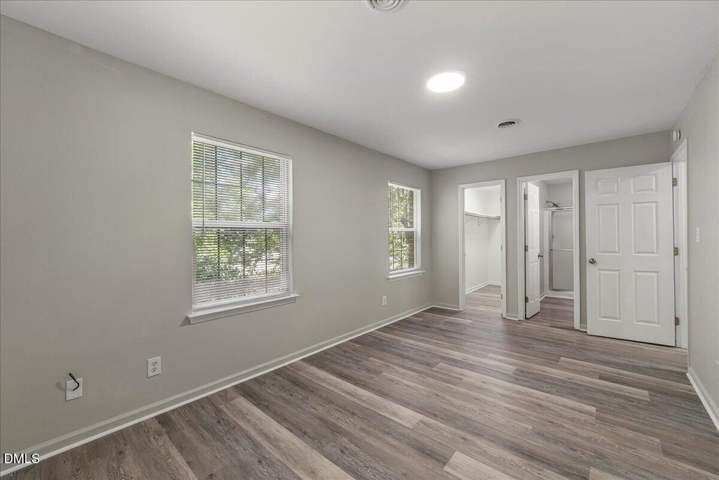 1630 Oxford Road - Photo 14