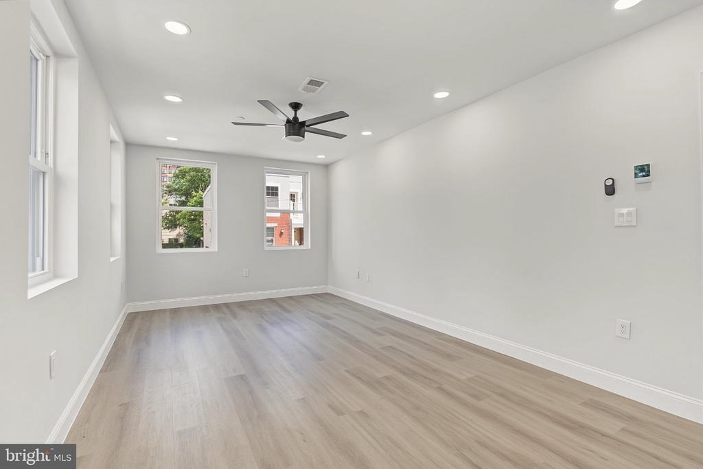 1242 N 15th Street - Photo 8