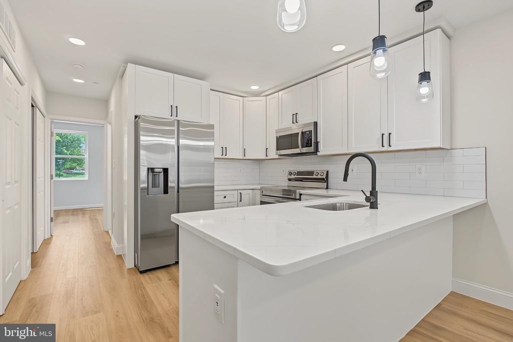 1242 N 15th Street - Photo 3