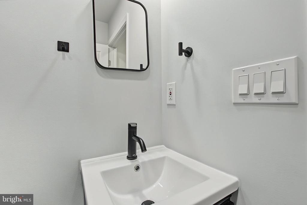 1242 N 15th Street - Photo 25