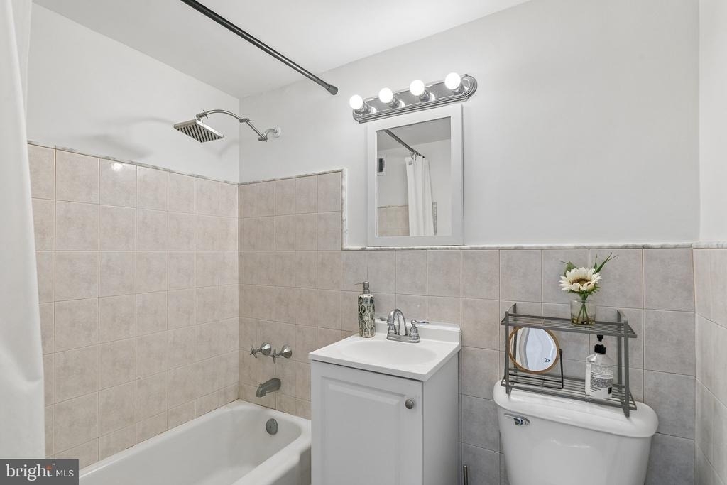 2101 Chestnut Street - Photo 10