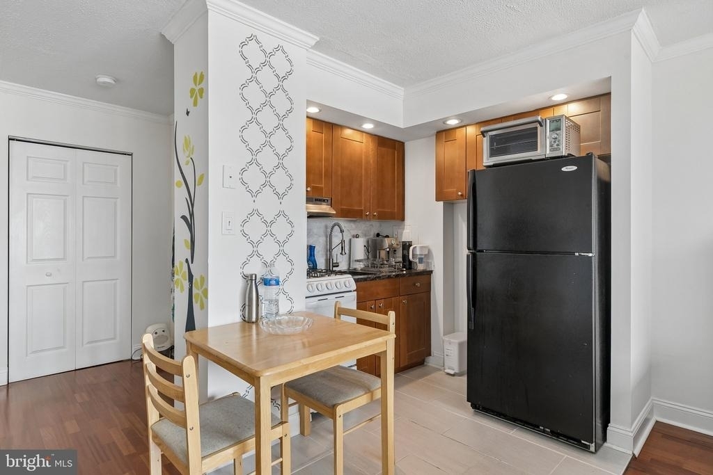 2101 Chestnut Street - Photo 7