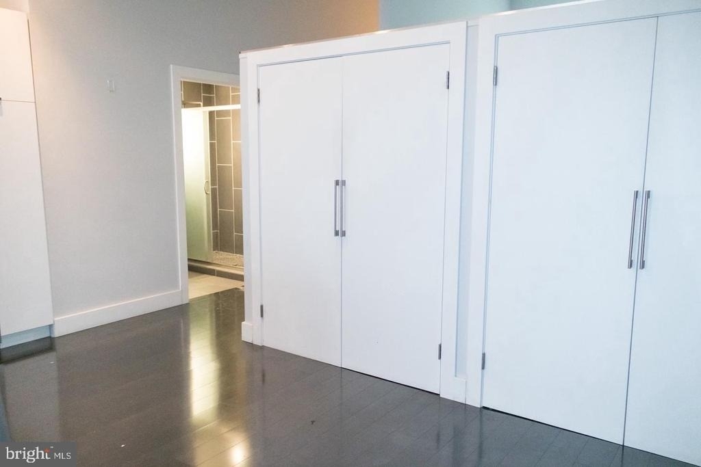 153 Richmond Street - Photo 6