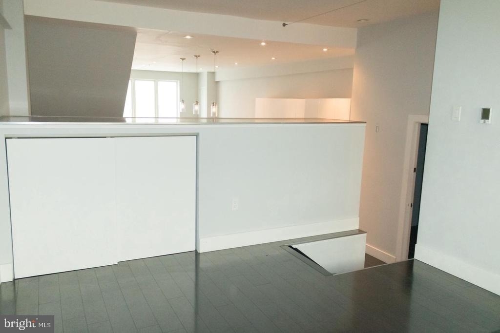 153 Richmond Street - Photo 9