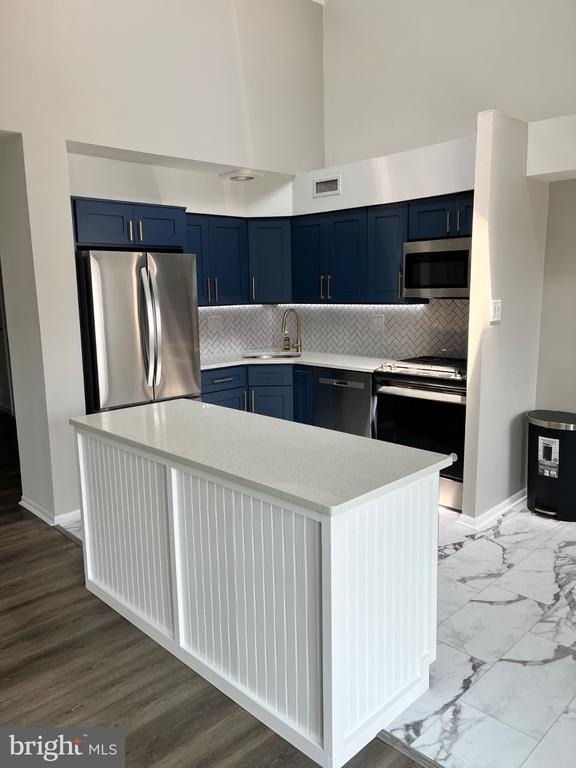 9560 James Street - Photo 14