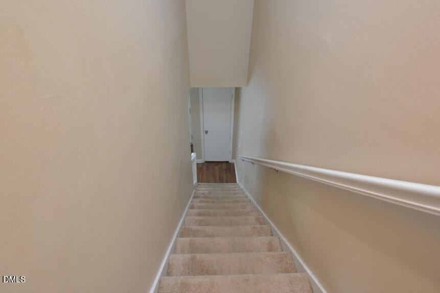 800 Fargo Street - Photo 15