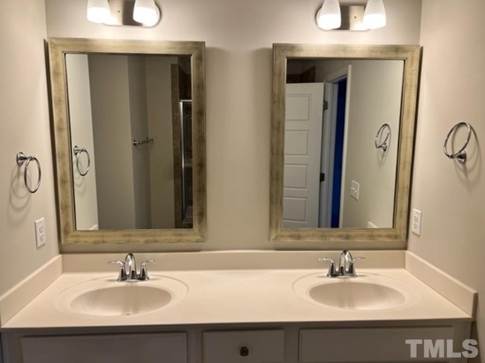 1126 Metropolitan Drive - Photo 13