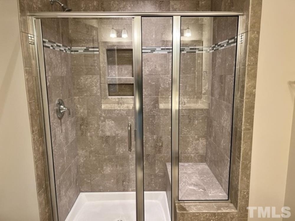 1126 Metropolitan Drive - Photo 15