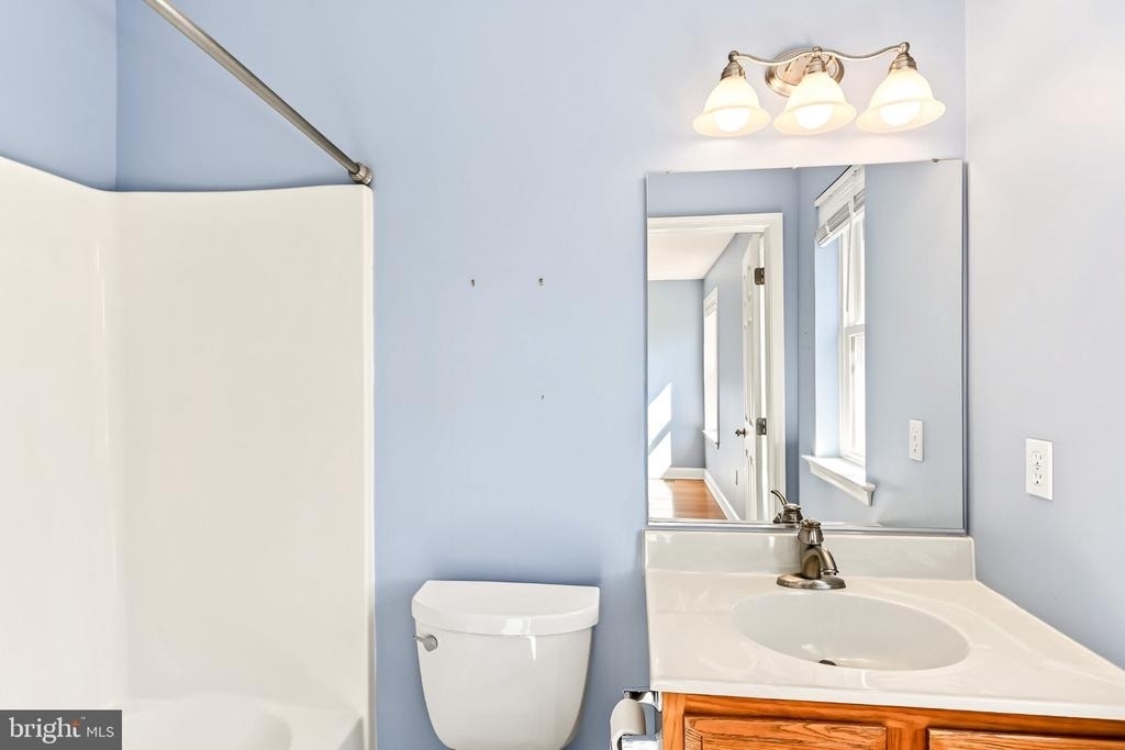 808 Yorkview Drive - Photo 19