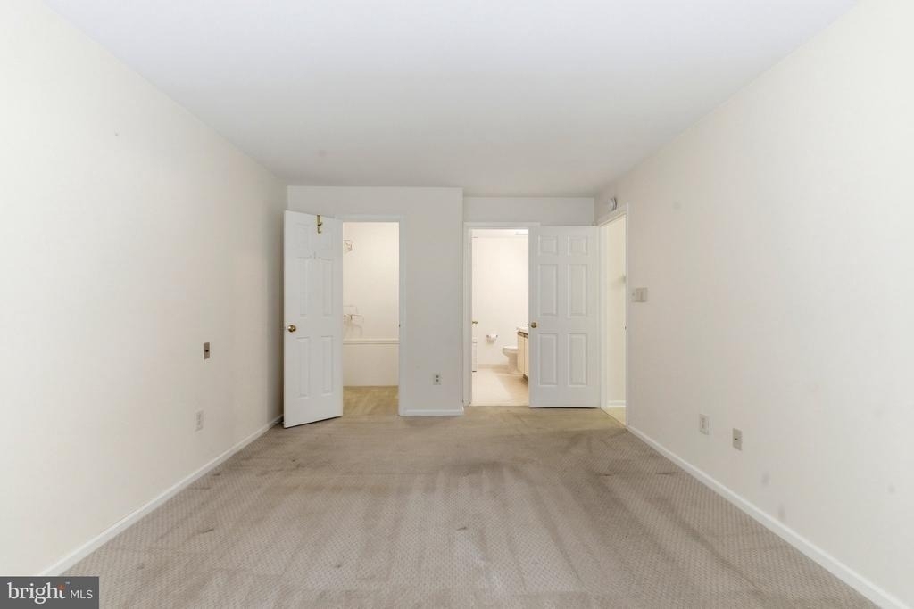 3403 Waltham Court - Photo 13