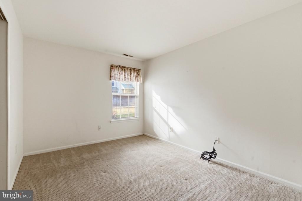 3403 Waltham Court - Photo 9
