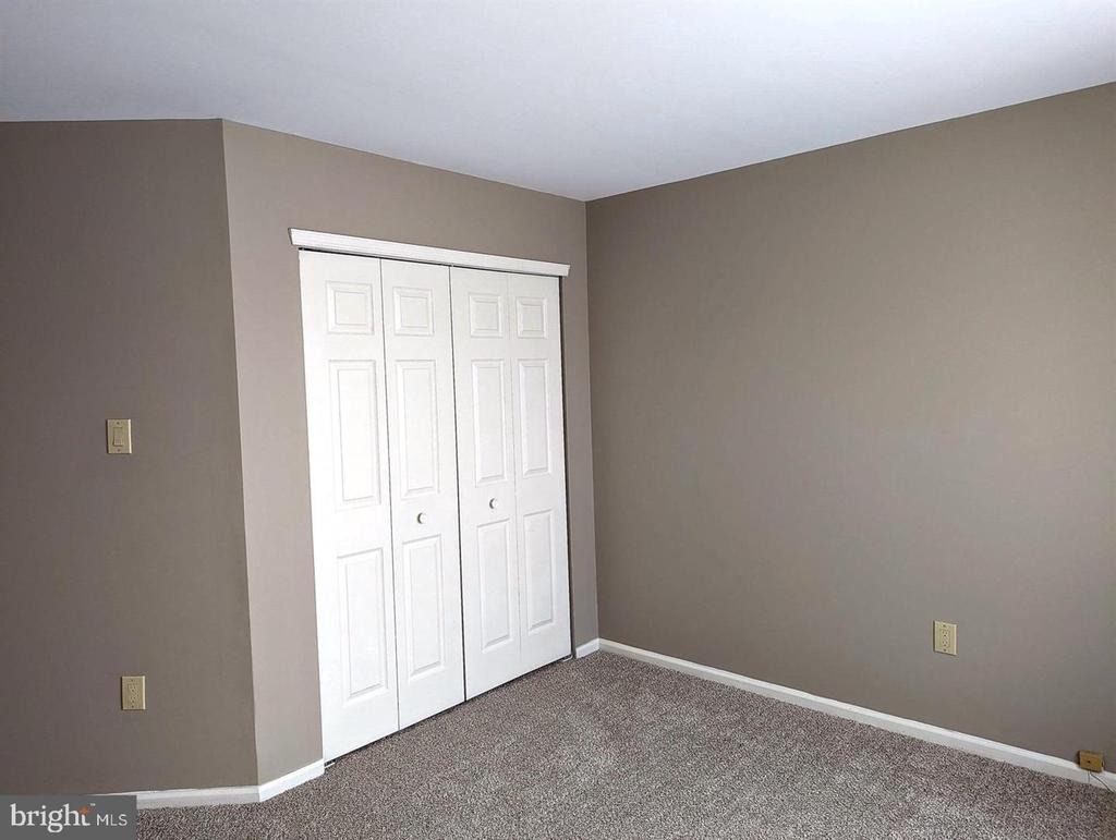 215 Sequoia Drive - Photo 9