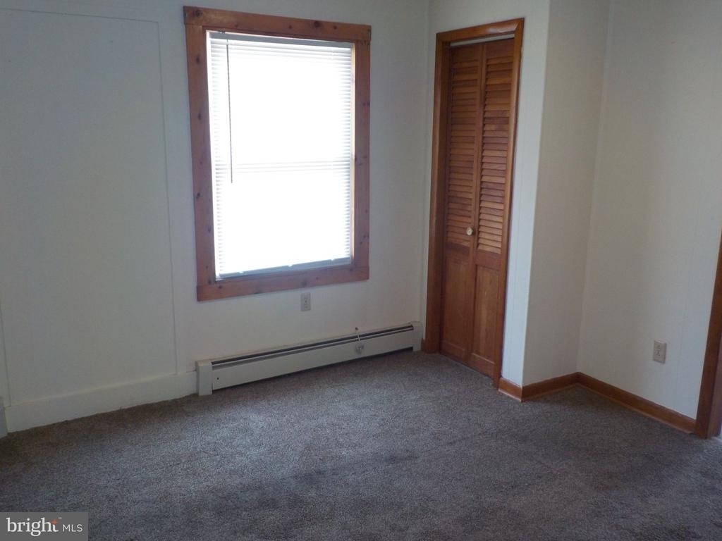 3 Oak Street - Photo 2
