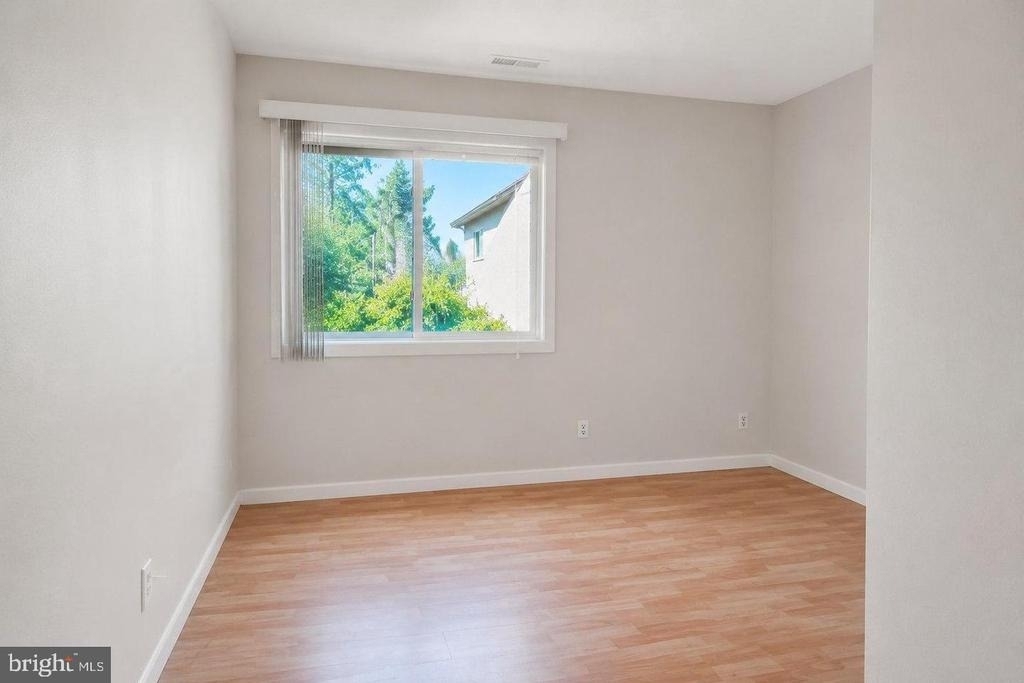 2210 Sayre Drive - Photo 5