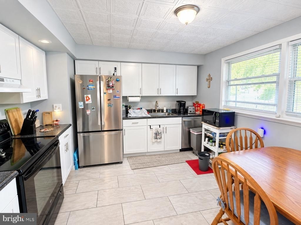 506 Green Valley Road - Photo 3