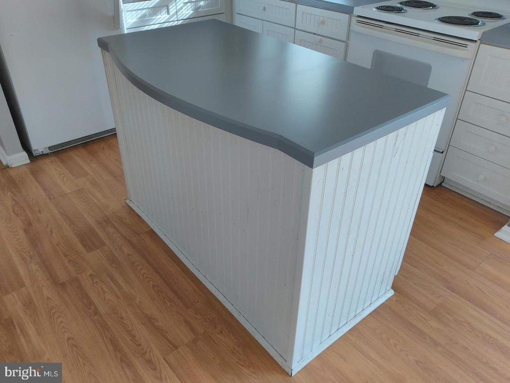 320 E High Street - Photo 12