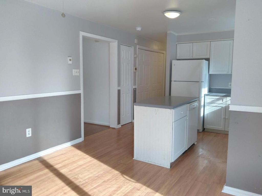 320 E High Street - Photo 7