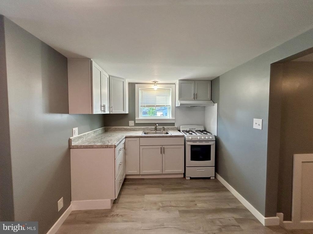 13 Repauno Avenue S - Photo 7