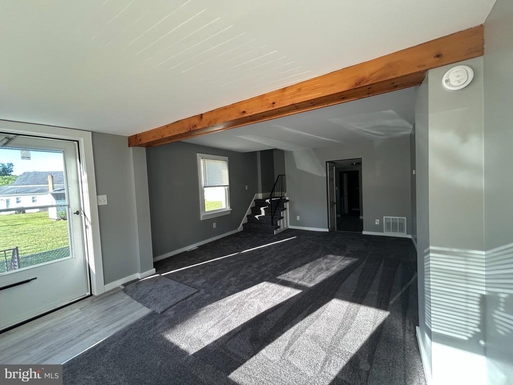 13 Repauno Avenue S - Photo 2