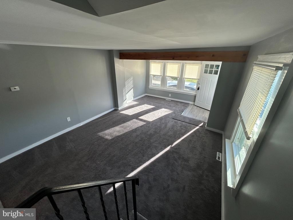 13 Repauno Avenue S - Photo 4