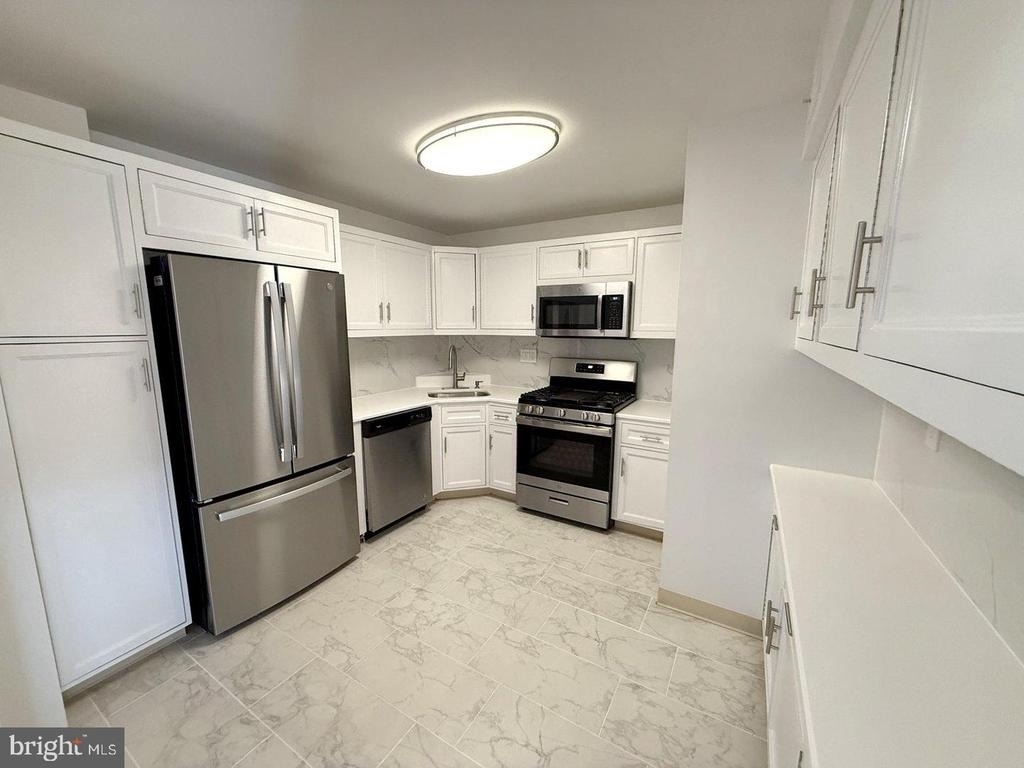 606 Cooper Landing Road - Photo 1