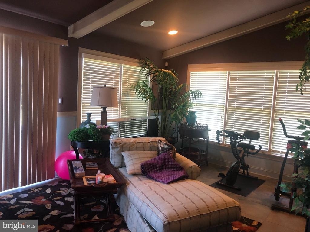 304 Crescent Drive - Photo 24
