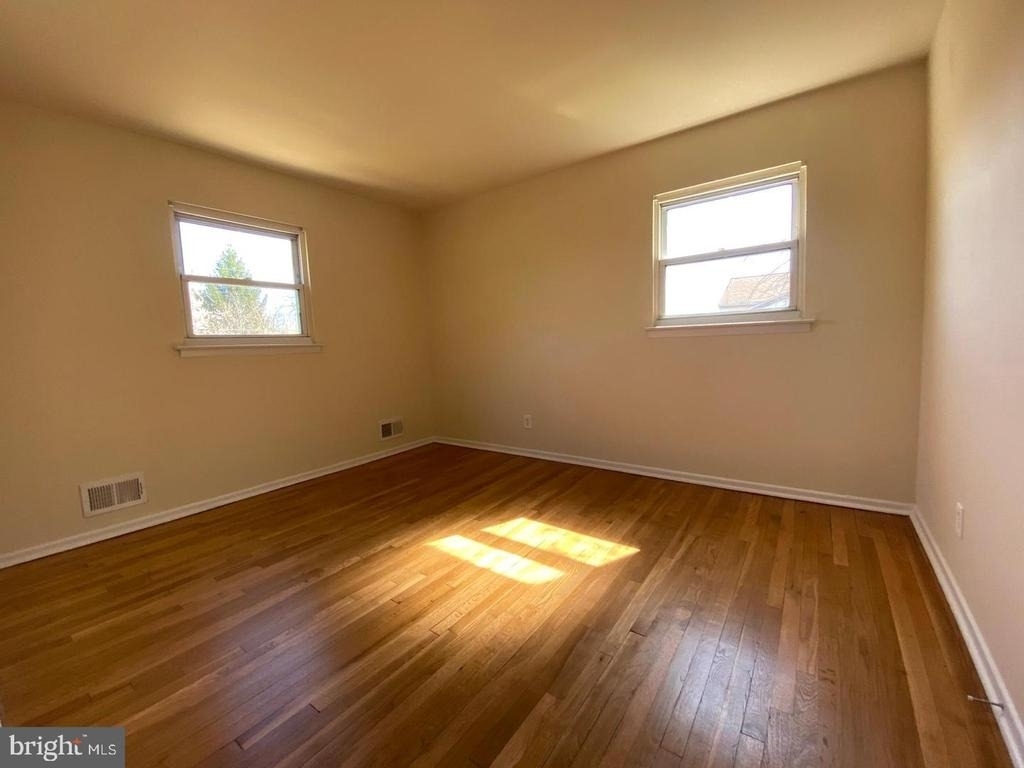 902 Woodlane Road - Photo 9
