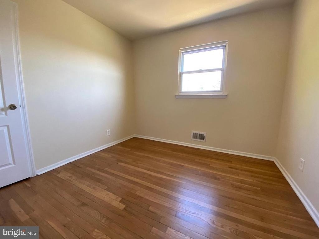 902 Woodlane Road - Photo 11