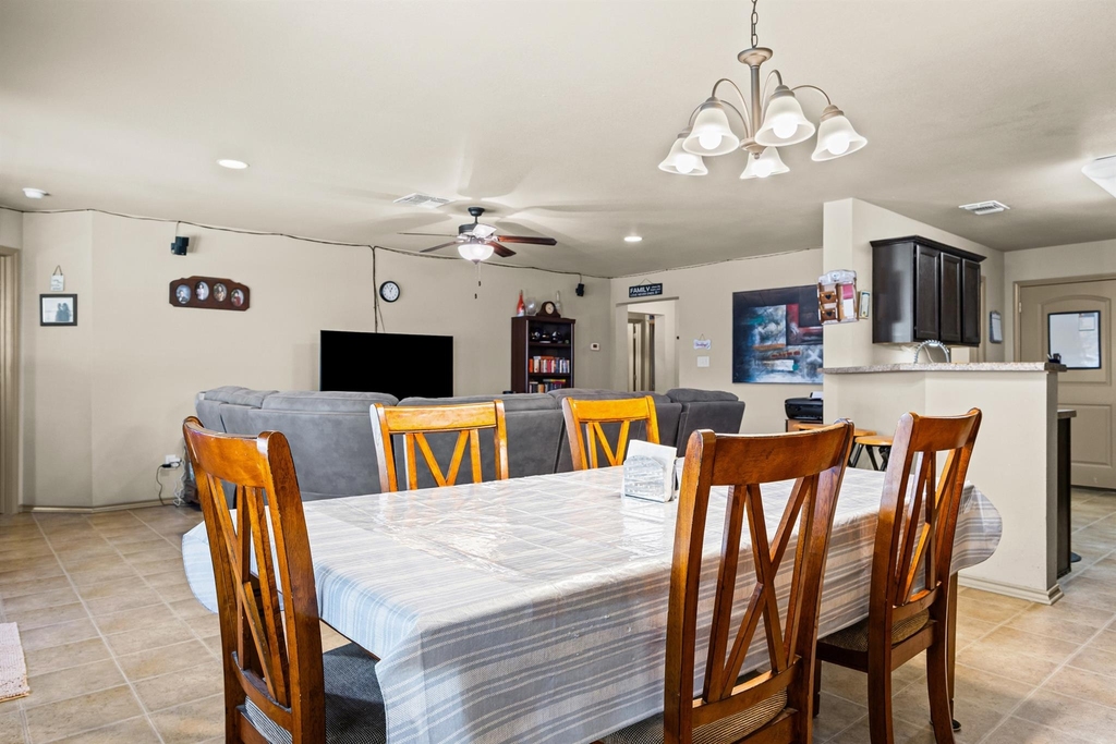 1315 Lantana Ct - Photo 11