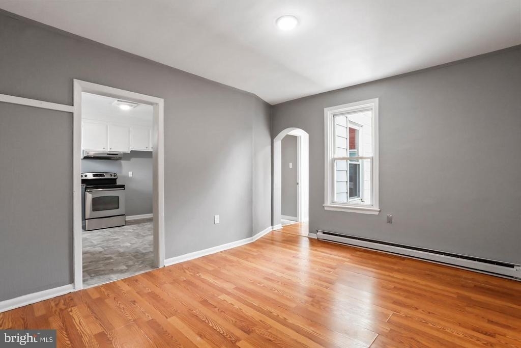 655 S Potomac Street - Photo 3
