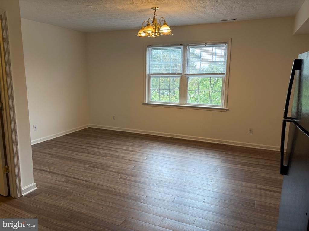 2201 Main Street - Photo 9