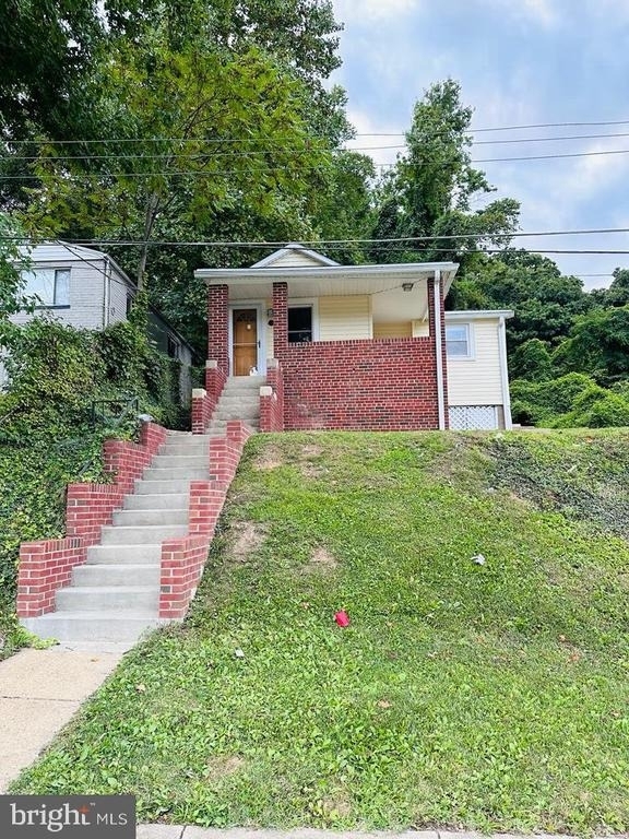 24 Chamber Avenue - Photo 9