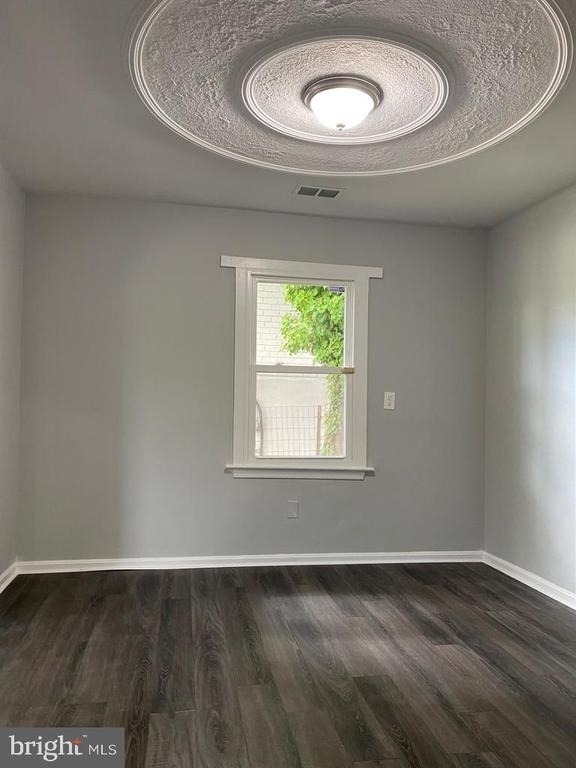 24 Chamber Avenue - Photo 3