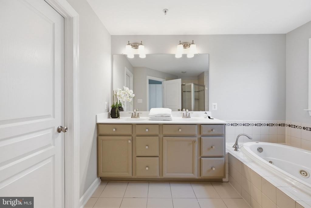 14658 Hawley Lane - Photo 23