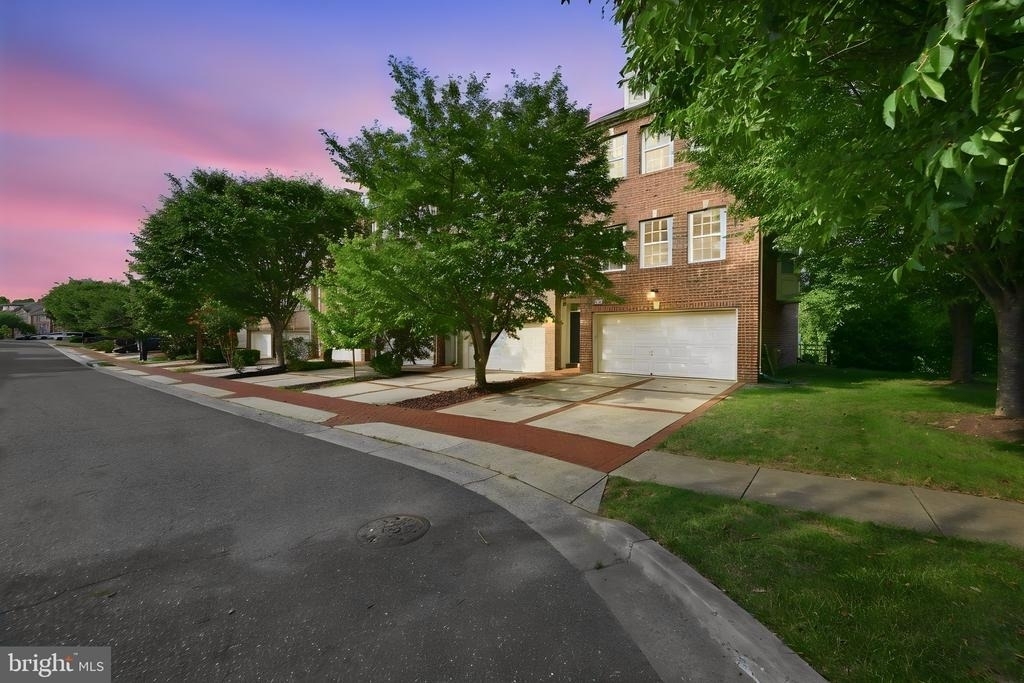14658 Hawley Lane - Photo 1
