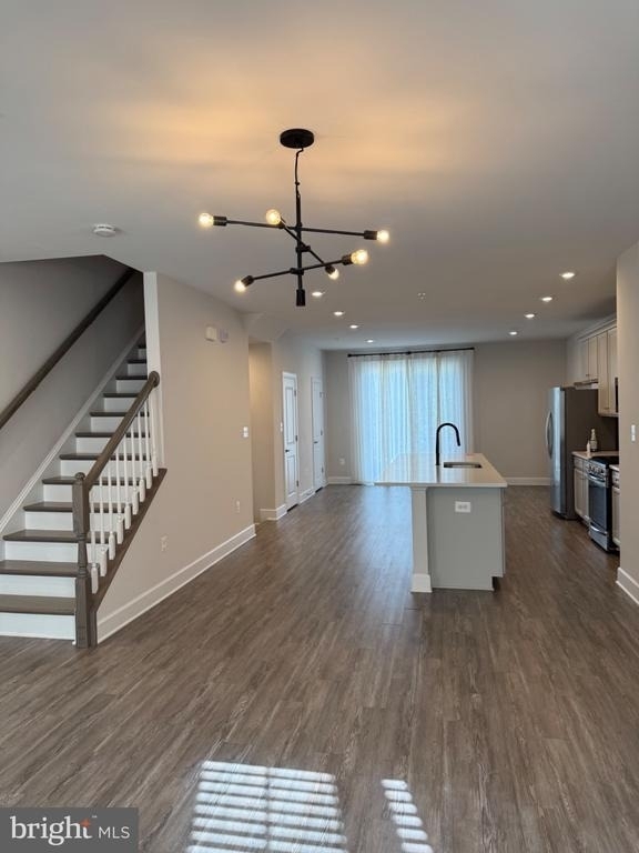 140 Albany Place - Photo 1